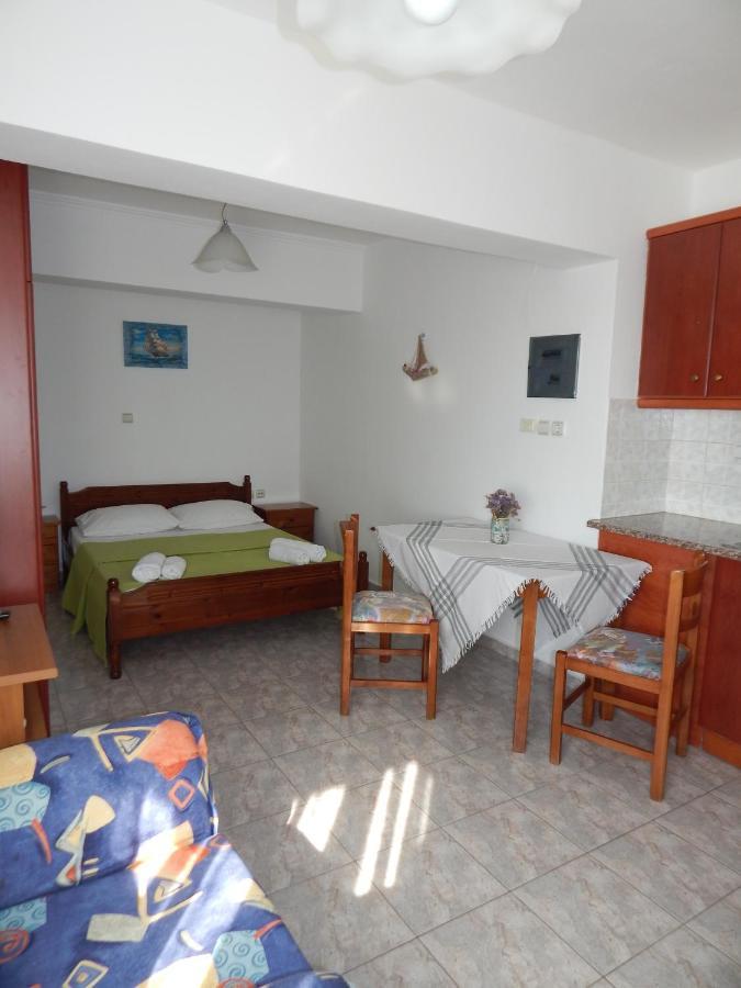 Romanon Andreas Studios מראה חיצוני תמונה